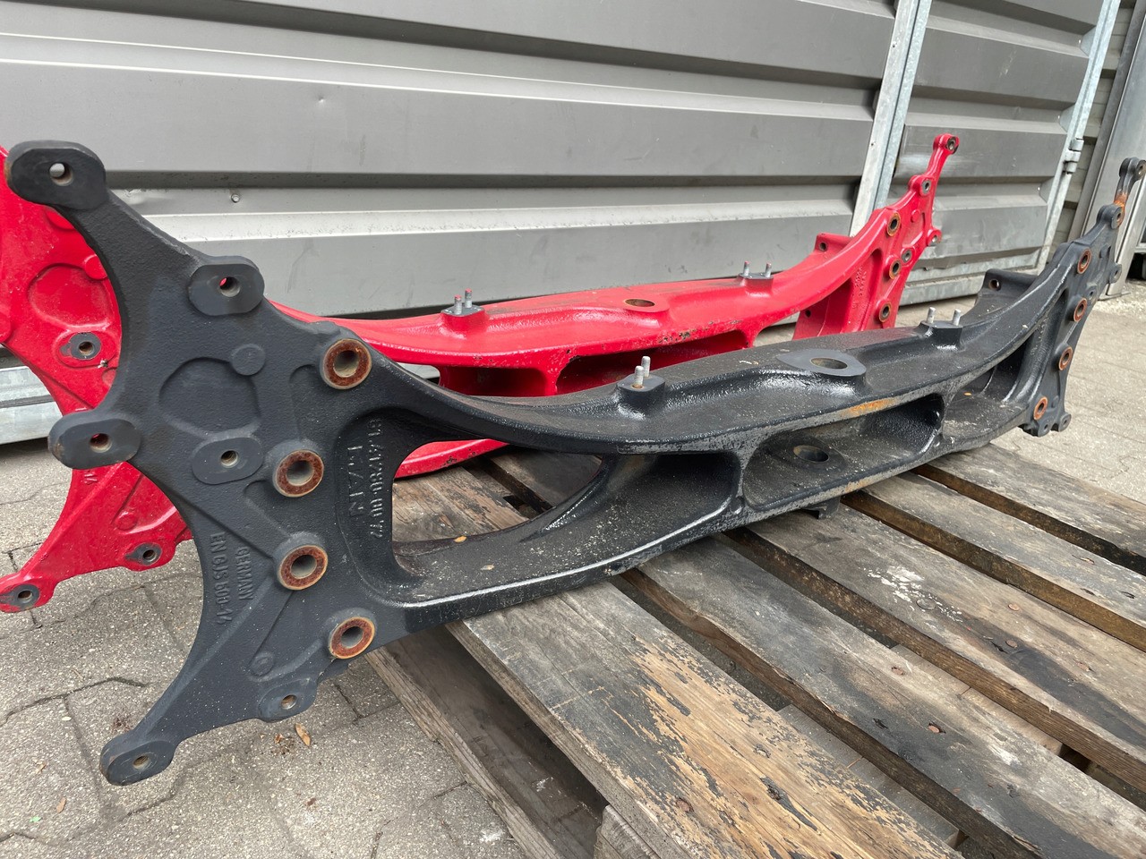 BELKA ZDERZAKA ZDERZAK MAN TGX TGS BUDOWLANY 81412800072 - Браник за Камион: слика 2 BELKA ZDERZAKA ZDERZAK MAN TGX TGS BUDOWLANY 81412800072 - Браник за Камион: слика 2