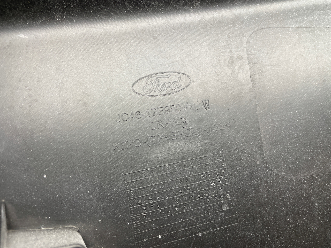 FORD F-MAX ZDERZAK OKULAR OBUDOWA REFLEKTORA JC46-17E950-A - Браник за Камион: слика 5 FORD F-MAX ZDERZAK OKULAR OBUDOWA REFLEKTORA JC46-17E950-A - Браник за Камион: слика 5