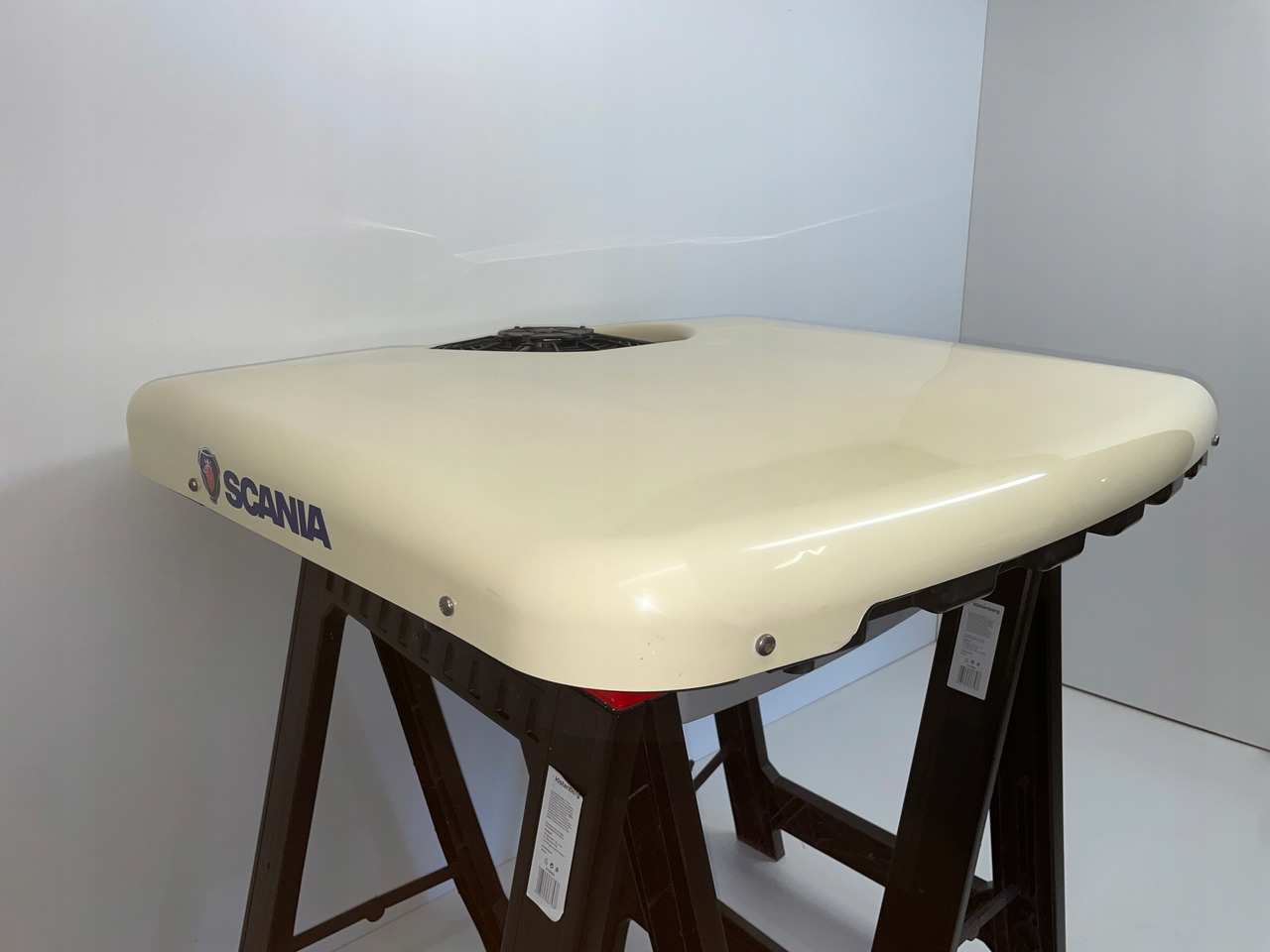 KLIMATYZACJA POSTOJOWA SLIM SCANIA NTG MC2358116 - Компресор на клима уред за Камион: слика 2 KLIMATYZACJA POSTOJOWA SLIM SCANIA NTG MC2358116 - Компресор на клима уред за Камион: слика 2