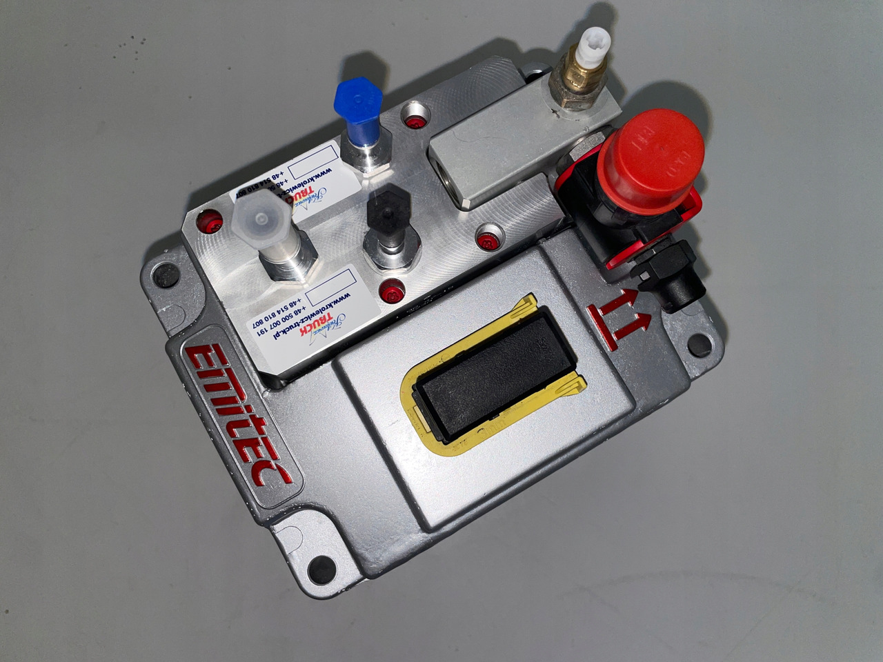 POMPA ADBLUE AD BLUE EMITEC MAN TGX TGS 81154036134 - AdBlue резервоар за Камион: слика 2 POMPA ADBLUE AD BLUE EMITEC MAN TGX TGS 81154036134 - AdBlue резервоар за Камион: слика 2