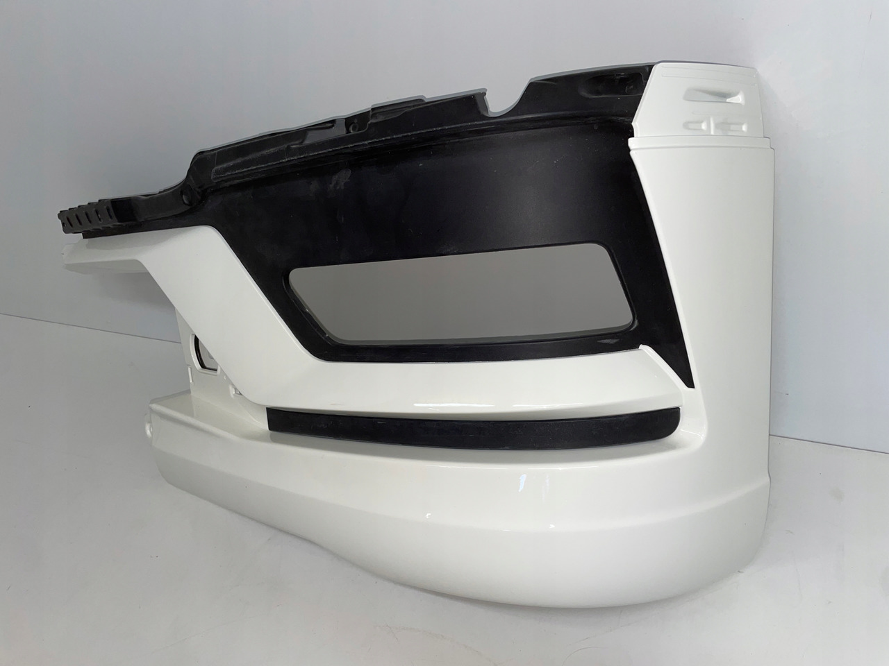 PRAWA OSŁONA NA HALOGEN ZDERZAK MAN TG3 TGX 3 81416142276 - Браник за Камион: слика 2 PRAWA OSŁONA NA HALOGEN ZDERZAK MAN TG3 TGX 3 81416142276 - Браник за Камион: слика 2