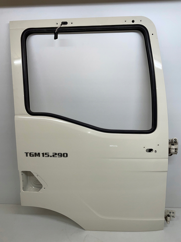 PRAWE DRZWI MAN TGS3 TGS 3 TGS-3 TGL TGM - Врата и делови за Камион: слика 1 PRAWE DRZWI MAN TGS3 TGS 3 TGS-3 TGL TGM - Врата и делови за Камион: слика 1