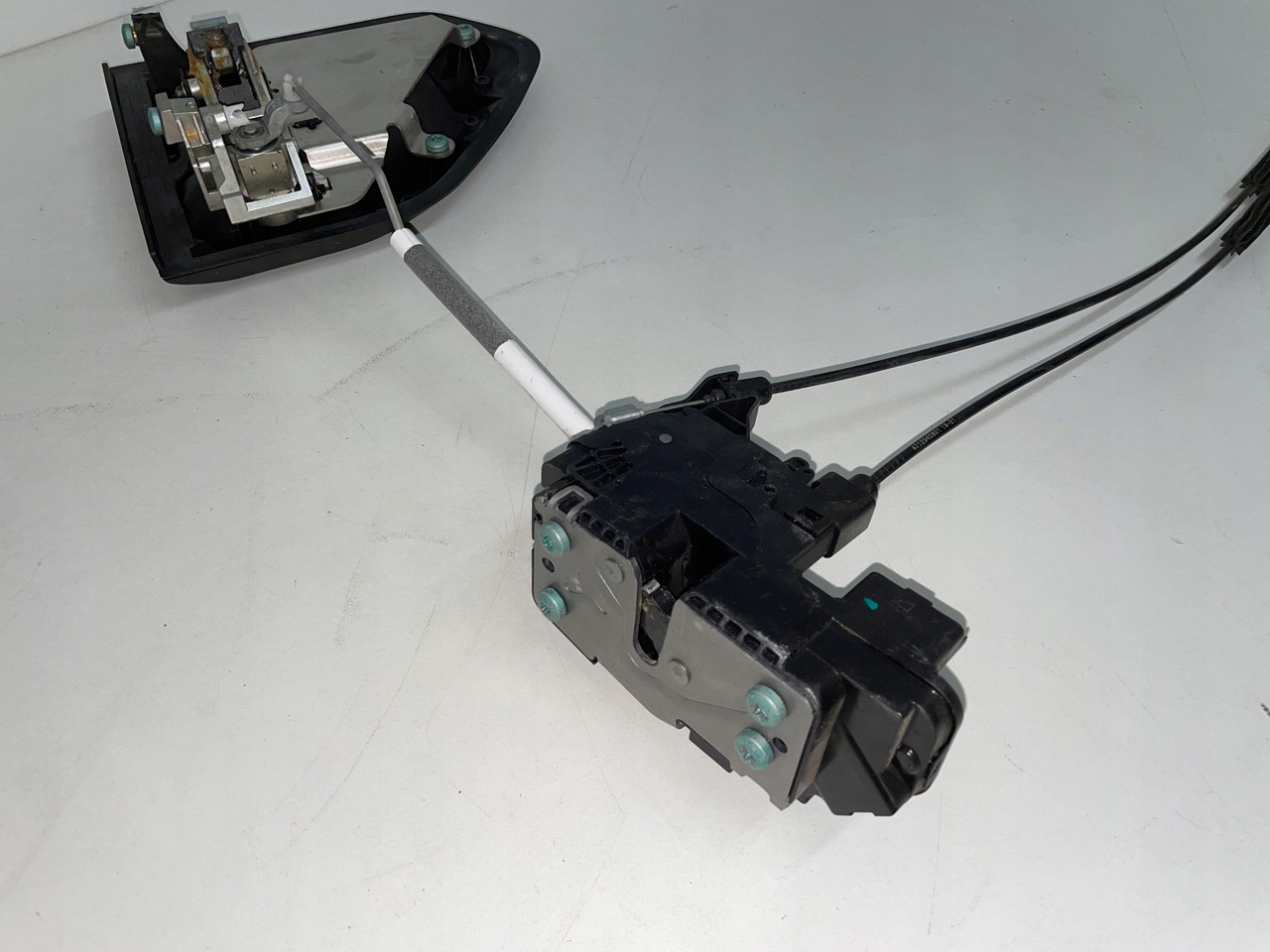 PRAWY CENTRALNY ZAMEK , KLAMKA LINKA MAN TGS TGX TGL TGM 3 TG3 - Врата и делови за Камион: слика 2 PRAWY CENTRALNY ZAMEK , KLAMKA LINKA MAN TGS TGX TGL TGM 3 TG3 - Врата и делови за Камион: слика 2