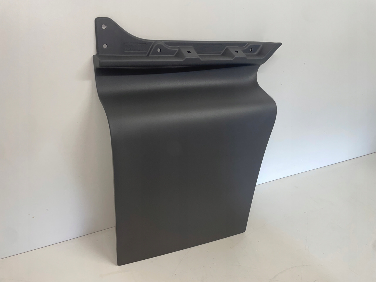 PRZEDŁUŻENIE DRZWI MAN TGS TGA 81626100021 - Врата и делови за Камион: слика 2 PRZEDŁUŻENIE DRZWI MAN TGS TGA 81626100021 - Врата и делови за Камион: слика 2