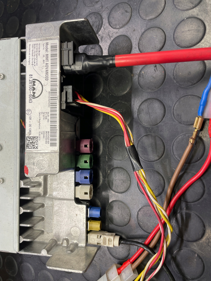 RADIO NAWIGACJA MAN TGS TGX EURO 6 81281006043 - Систем за навигација за Камион: слика 3 RADIO NAWIGACJA MAN TGS TGX EURO 6 81281006043 - Систем за навигација за Камион: слика 3