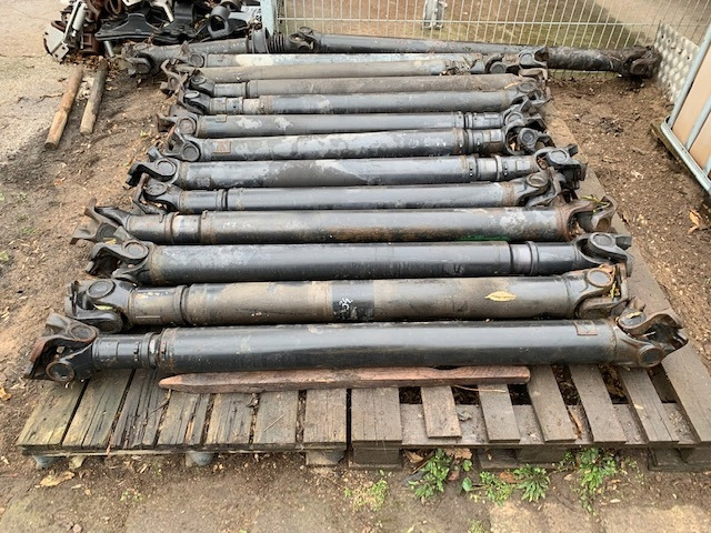 WAŁ NAPĘDOWY MAN TGA TGX TGS CENA OD 100 ZŁ - Погонско вратило за Камион: слика 4 WAŁ NAPĘDOWY MAN TGA TGX TGS CENA OD 100 ZŁ - Погонско вратило за Камион: слика 4