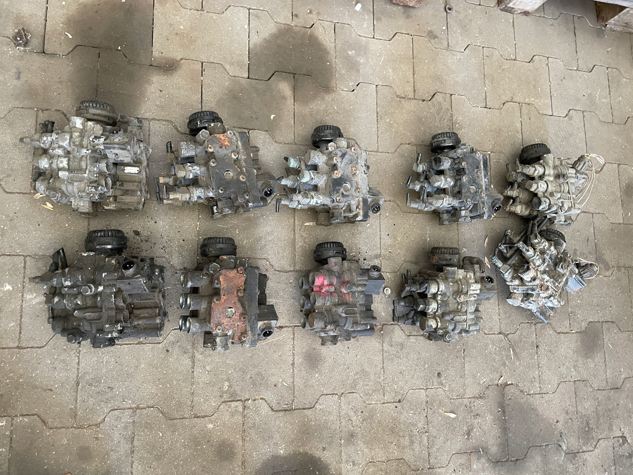 ZAWÓR PODUSZEK ECAS MAN TGA TGX TGS 4729000570 - Воздушна суспензија за Камион: слика 4 ZAWÓR PODUSZEK ECAS MAN TGA TGX TGS 4729000570 - Воздушна суспензија за Камион: слика 4