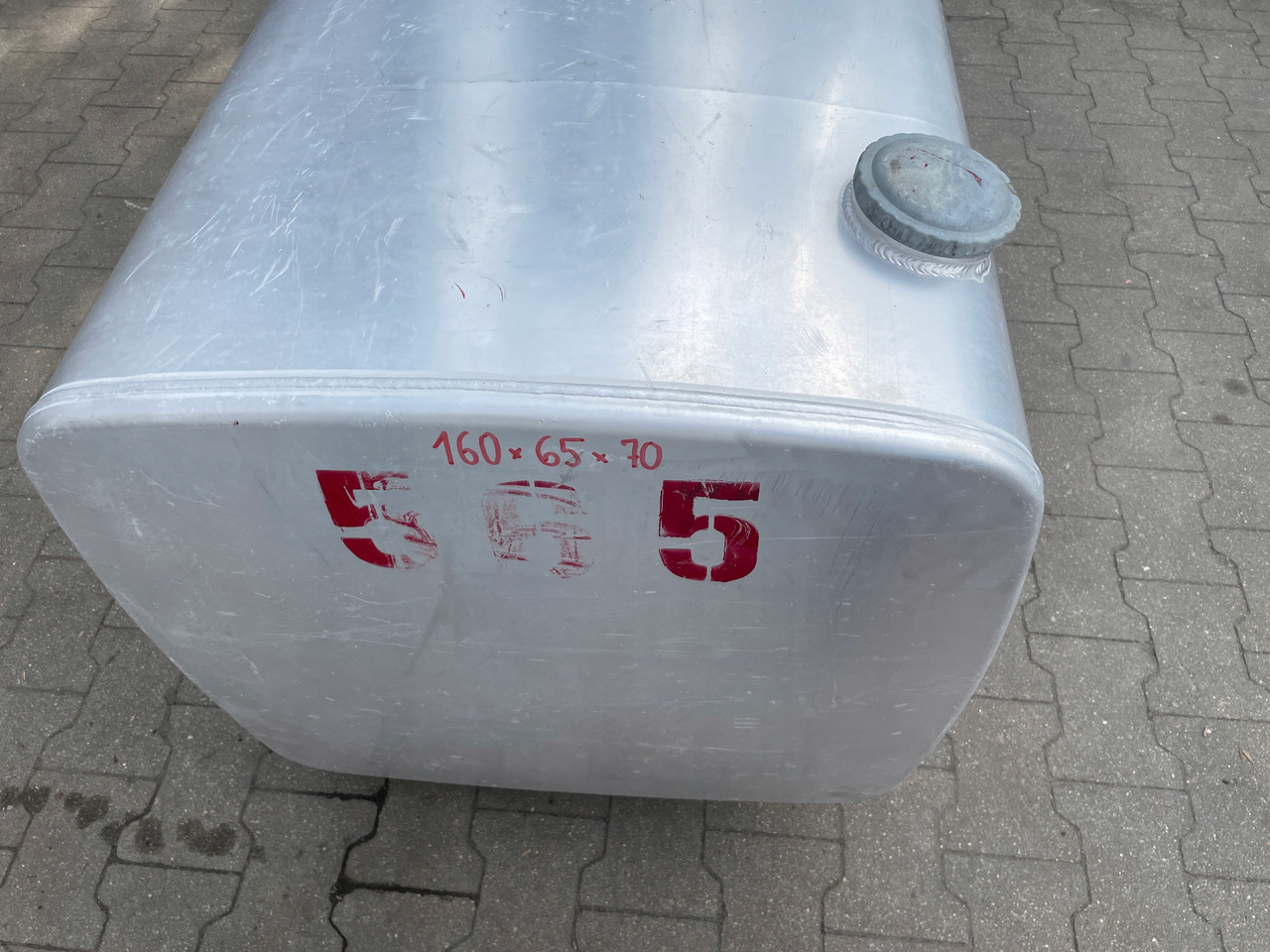 ZBIORNIK PALIWA VOLVO FH 12 FH12 20393553 - Резервоар за гориво за Камион: слика 3 ZBIORNIK PALIWA VOLVO FH 12 FH12 20393553 - Резервоар за гориво за Камион: слика 3