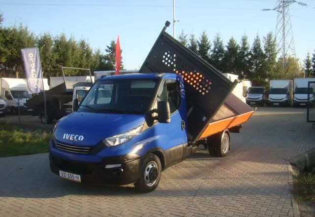 Iveco DAILY 100%PRZEBIEG-POTWIERDZONY - Комби кипер: слика 1 Iveco DAILY 100%PRZEBIEG-POTWIERDZONY - Комби кипер: слика 1