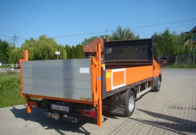 Iveco DAILY 35 C 15 WINDA 750KG 3.5T NA HAKU - Комбе со отворен сандак: слика 5 Iveco DAILY 35 C 15 WINDA 750KG 3.5T NA HAKU - Комбе со отворен сандак: слика 5