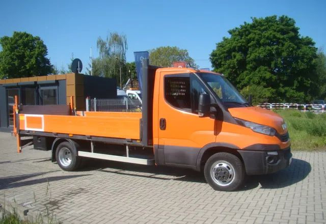 Iveco DAILY 35 C 15 WINDA 750KG 3.5T NA HAKU - Комбе со отворен сандак: слика 4 Iveco DAILY 35 C 15 WINDA 750KG 3.5T NA HAKU - Комбе со отворен сандак: слика 4