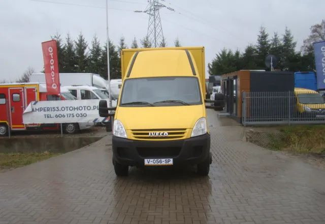 Iveco DAILY 65 C 18 3.0TDI 5.10M - Комбе фургон: слика 3 Iveco DAILY 65 C 18 3.0TDI 5.10M - Комбе фургон: слика 3