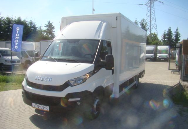 Iveco DAILY 70 C 18 3.0TDI 5.45M WINDA 1000KG - Камион сандучар: слика 1 Iveco DAILY 70 C 18 3.0TDI 5.45M WINDA 1000KG - Камион сандучар: слика 1