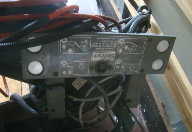 WINDA 750KG ZDIĘTA Z IVECO 2016R PASUJE NA KAŻDE AUTO - Каросерија и екстериер: слика 5 WINDA 750KG ZDIĘTA Z IVECO 2016R PASUJE NA KAŻDE AUTO - Каросерија и екстериер: слика 5