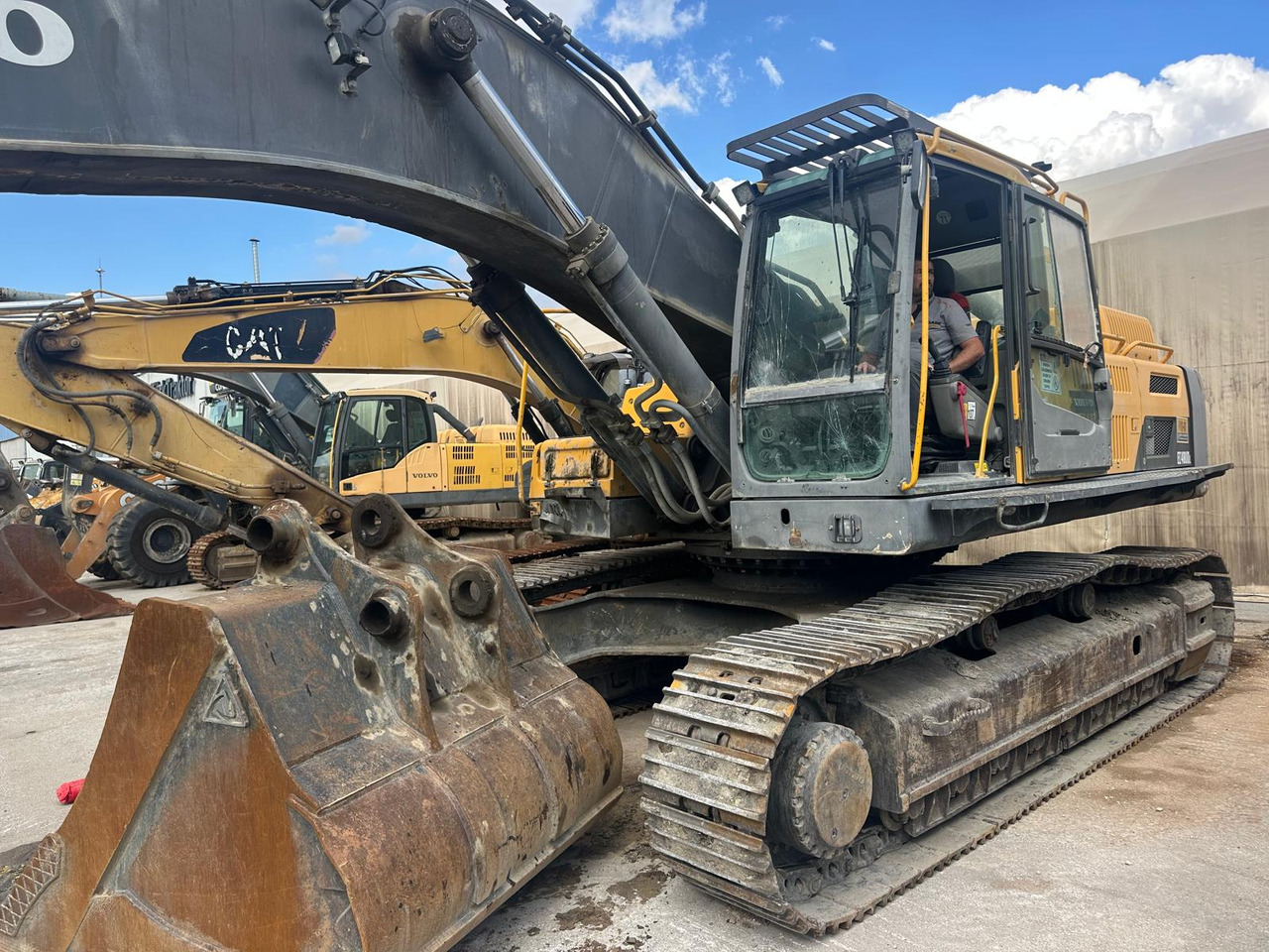 VOLVO EC480D LC - Градежна машина: слика 1 VOLVO EC480D LC - Градежна машина: слика 1