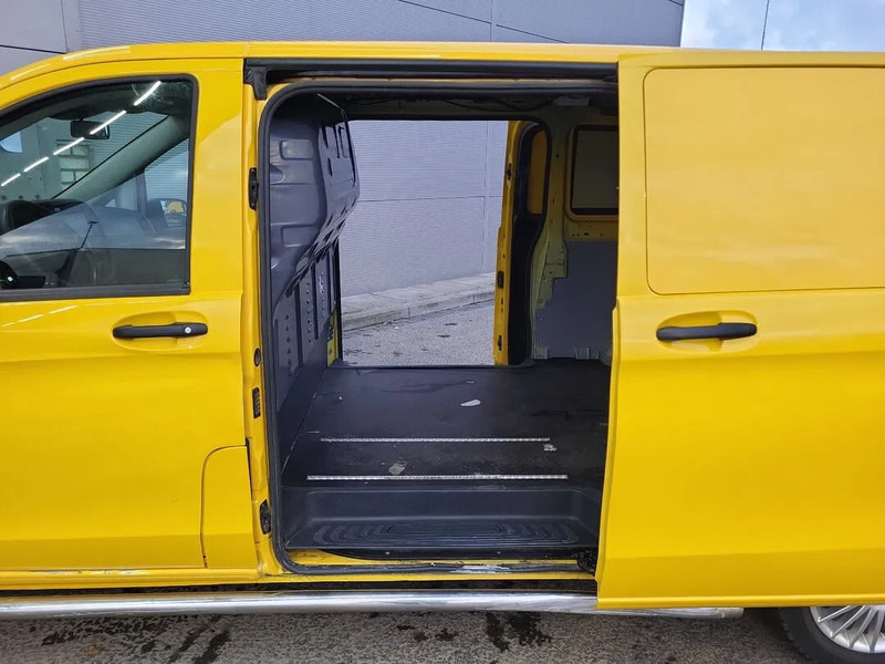 Mercedes-Benz eVito 109 - Товарно комбе, Електрично комбе: слика 3 Mercedes-Benz eVito 109 - Товарно комбе, Електрично комбе: слика 3