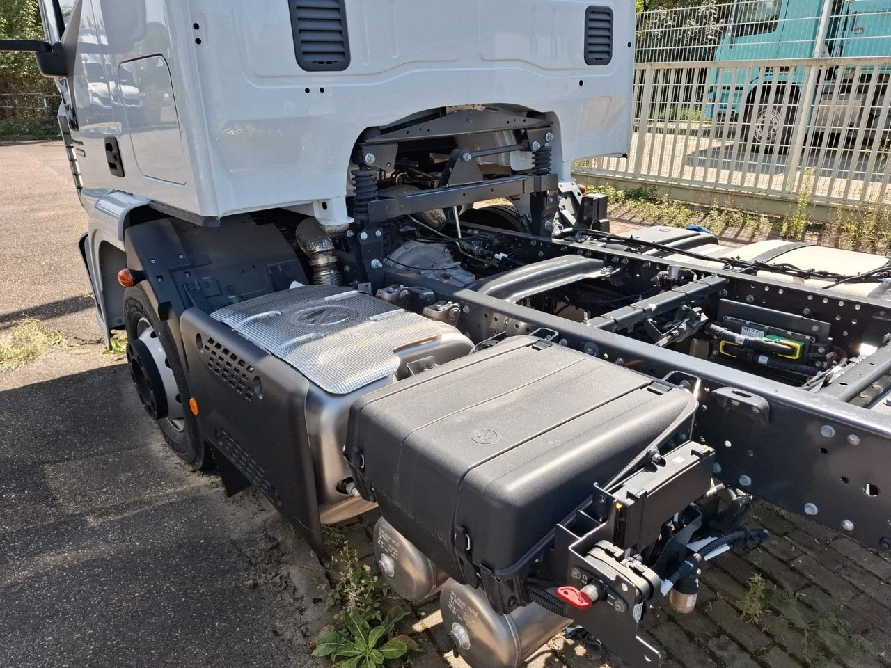 Iveco ML 140-280 FFH, Fahrgestell, Luft, Klima, ... - Камион со кабинска шасија: слика 4 Iveco ML 140-280 FFH, Fahrgestell, Luft, Klima, ... - Камион со кабинска шасија: слика 4