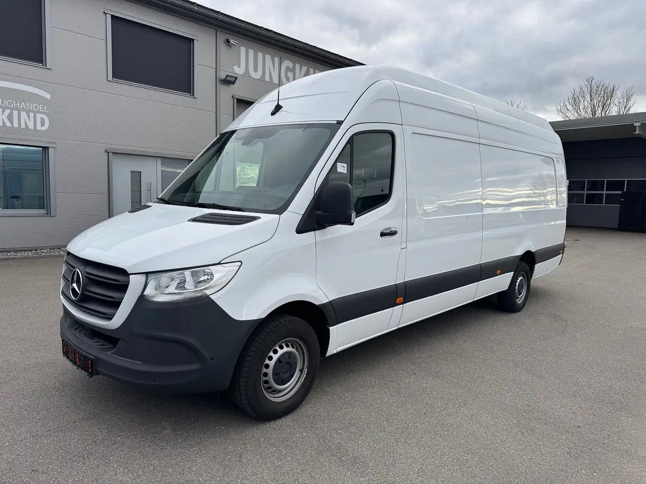 Mercedes-Benz Sprinter 317 CDI Maxi Lang Extralang XXL MBUX - Товарно комбе: слика 1 Mercedes-Benz Sprinter 317 CDI Maxi Lang Extralang XXL MBUX - Товарно комбе: слика 1