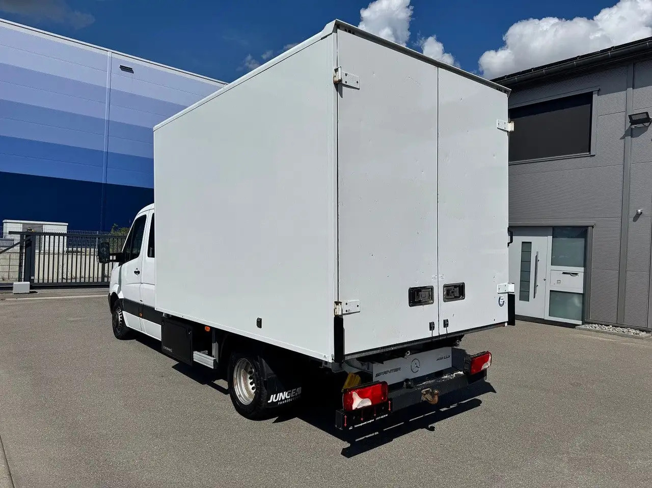 Mercedes-Benz Sprinter 519 CDI Maxi Lang DoKa Koffer AHK Klima - Комбе фургон, Комби со двојна кабина: слика 5 Mercedes-Benz Sprinter 519 CDI Maxi Lang DoKa Koffer AHK Klima - Комбе фургон, Комби со двојна кабина: слика 5