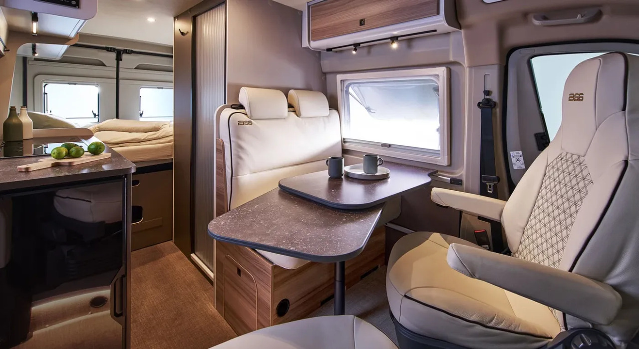 Bürstner B66 C 600 B 66 Voll ausgestattet - Кампер комбе: слика 1 Bürstner B66 C 600 B 66 Voll ausgestattet - Кампер комбе: слика 1