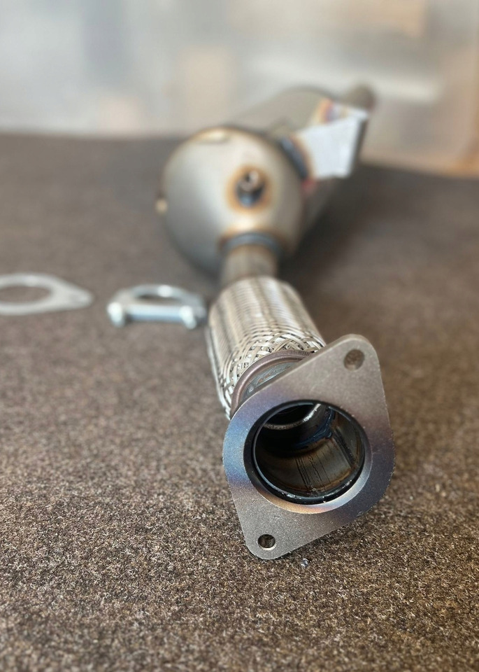 Nowy DPF Renault Trafic III (X82) - Издувен систем за Камион: слика 3 Nowy DPF Renault Trafic III (X82) - Издувен систем за Камион: слика 3