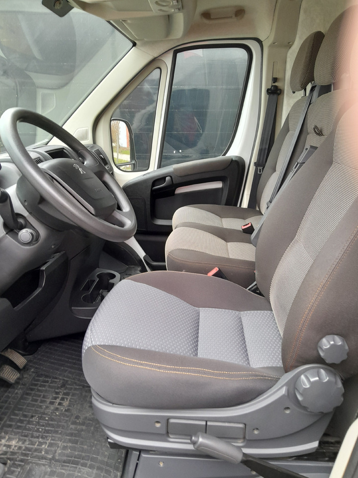 Комбе фургон PEUGEOT BOXER 2.2 BlueHDI 350 FT L3H2 Pro: слика 16