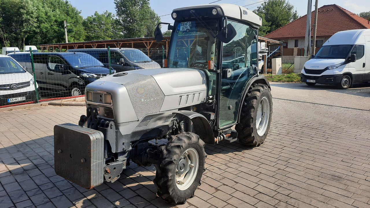 LAMBORGHINI RV90 Automatic - Земјоделска машина: слика 2 LAMBORGHINI RV90 Automatic - Земјоделска машина: слика 2