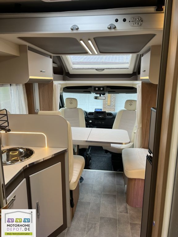 Ahorn Alaska TD Plus Aufl. 4to & Luftfed. & Hubbett - Полуинтегриран кампер: слика 3 Ahorn Alaska TD Plus Aufl. 4to & Luftfed. & Hubbett - Полуинтегриран кампер: слика 3