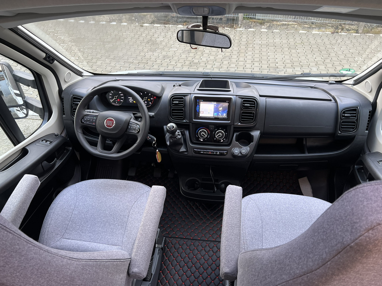 SUNLIGHT T 58 - Полуинтегриран кампер: слика 5 SUNLIGHT T 58 - Полуинтегриран кампер: слика 5