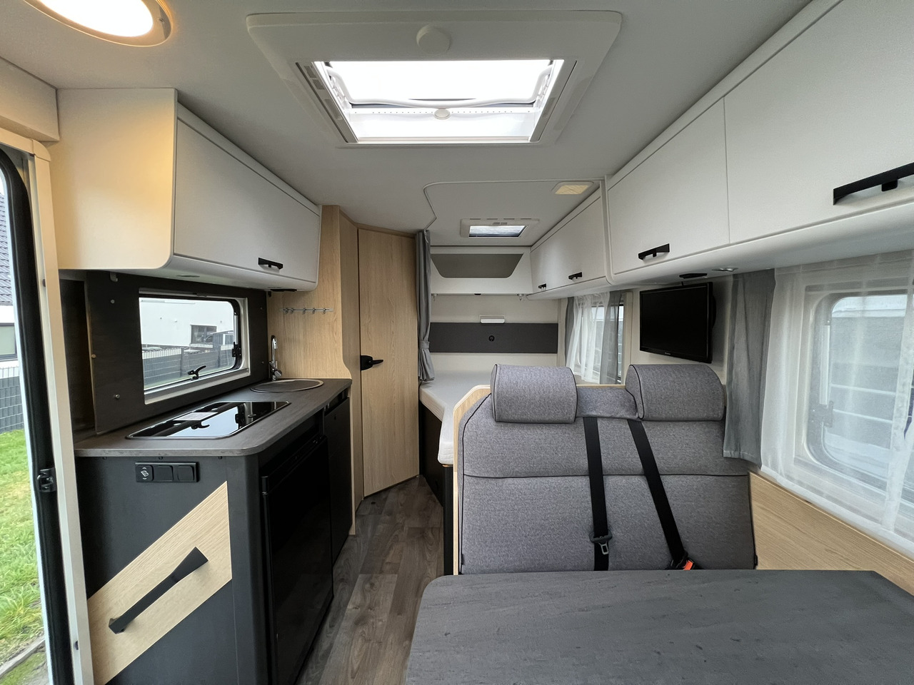 SUNLIGHT T 58 - Полуинтегриран кампер: слика 4 SUNLIGHT T 58 - Полуинтегриран кампер: слика 4