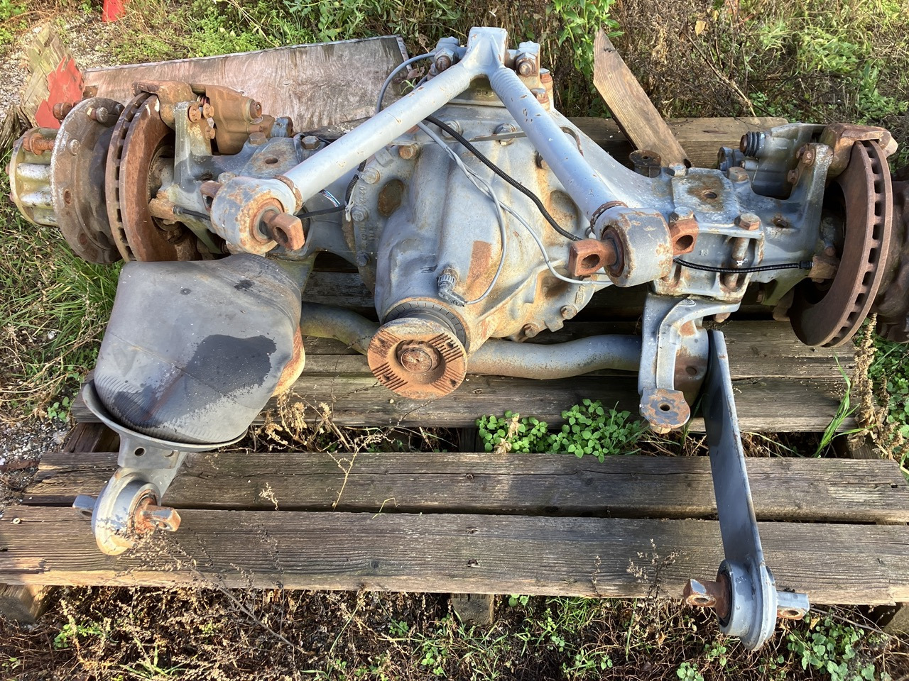 MERCEDES-BENZ Axor - Задна оска за Камион: слика 1 MERCEDES-BENZ Axor - Задна оска за Камион: слика 1