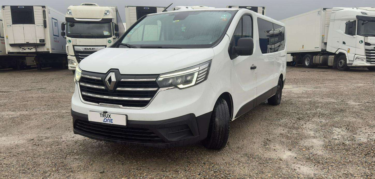 Renault Trafic - Минибус, Патничко комбе: слика 2 Renault Trafic - Минибус, Патничко комбе: слика 2