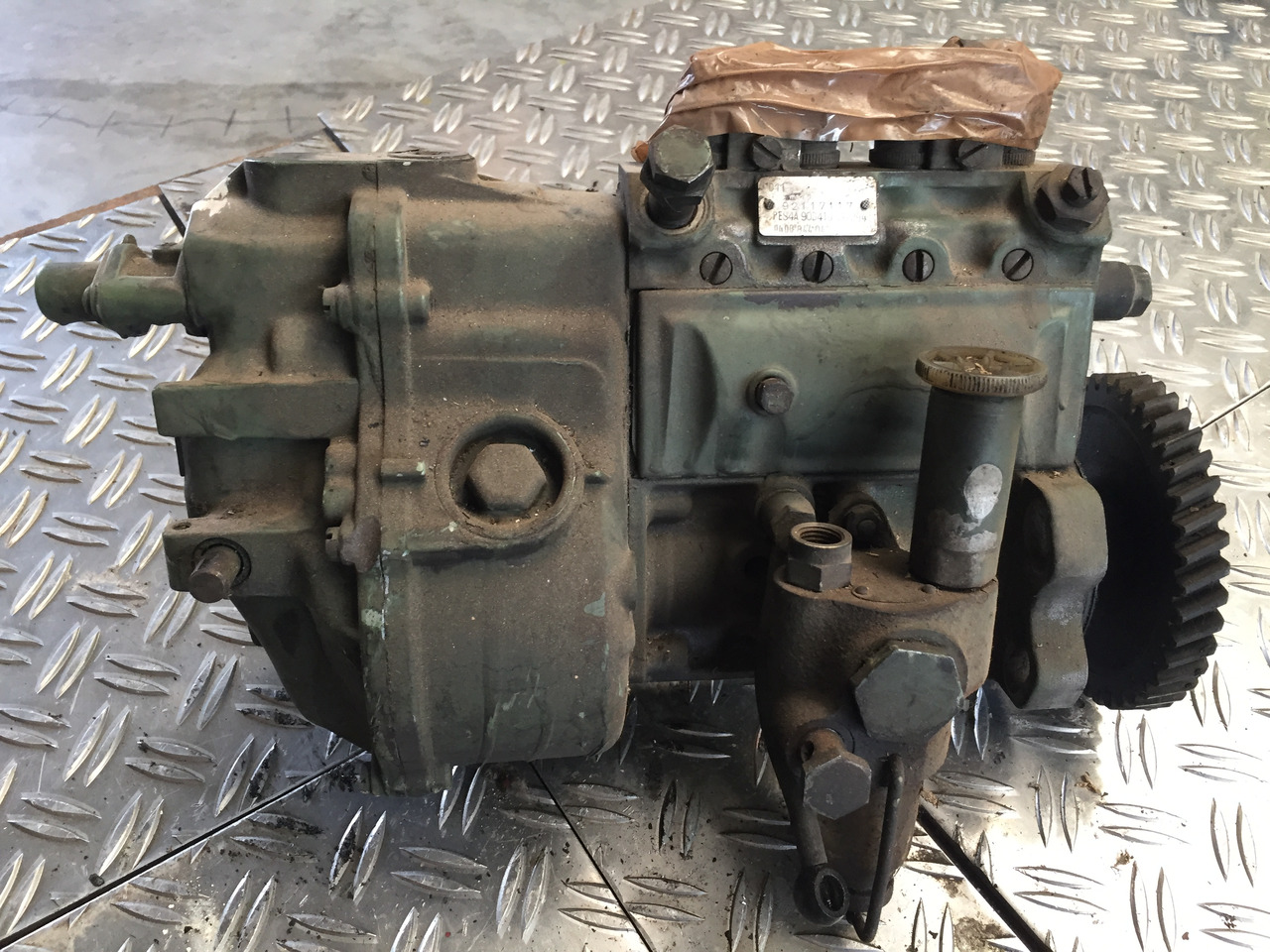 Gebrauchte Einspritzpumpe DB OM 314, Bosch - Nr. : 0 400 844 047 - Пумпа за гориво за Камион: слика 5 Gebrauchte Einspritzpumpe DB OM 314, Bosch - Nr. : 0 400 844 047 - Пумпа за гориво за Камион: слика 5