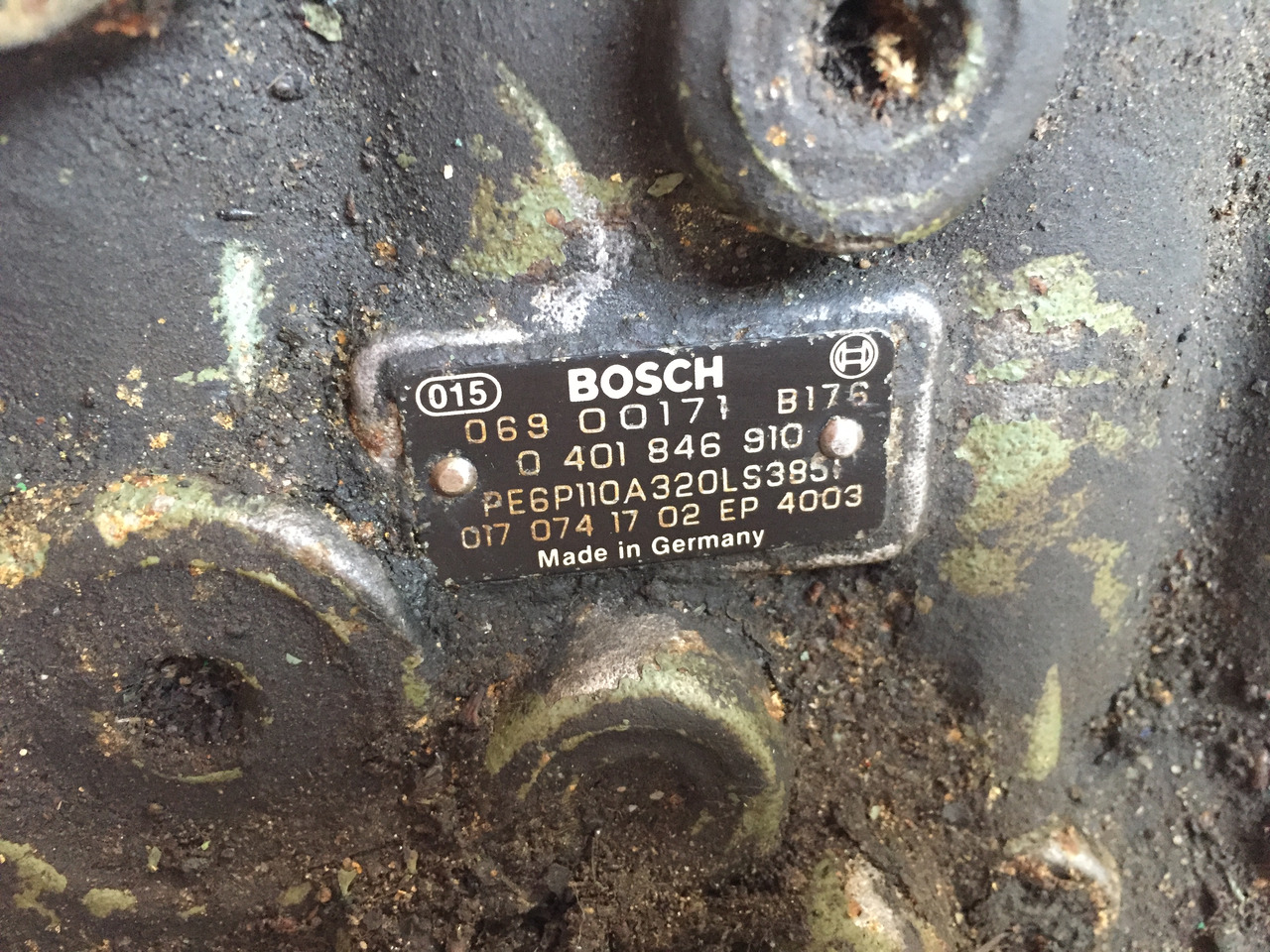 Gebrauchte Einspritzpumpe DB OM 441, Bosch - Nr. : 0 401 846 910 - Пумпа за гориво за Камион: слика 2 Gebrauchte Einspritzpumpe DB OM 441, Bosch - Nr. : 0 401 846 910 - Пумпа за гориво за Камион: слика 2