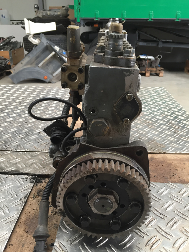 Gebrauchte Einspritzpumpe MAN, Bosch - Nr. : 0402 795 202, MAN 51.11103 - 7405 - Пумпа за гориво за Камион: слика 5 Gebrauchte Einspritzpumpe MAN, Bosch - Nr. : 0402 795 202, MAN 51.11103 - 7405 - Пумпа за гориво за Камион: слика 5