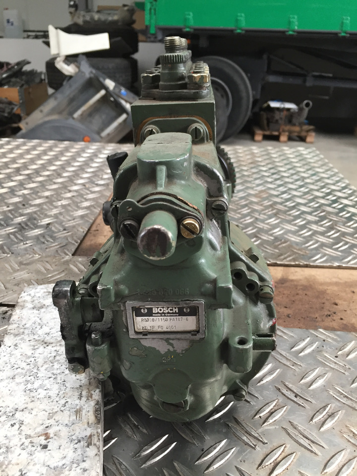 Gebrauchte Einspritzpumpe MB 441, Bosch - Nr. : 0401 846 881 - Пумпа за гориво за Камион: слика 4 Gebrauchte Einspritzpumpe MB 441, Bosch - Nr. : 0401 846 881 - Пумпа за гориво за Камион: слика 4