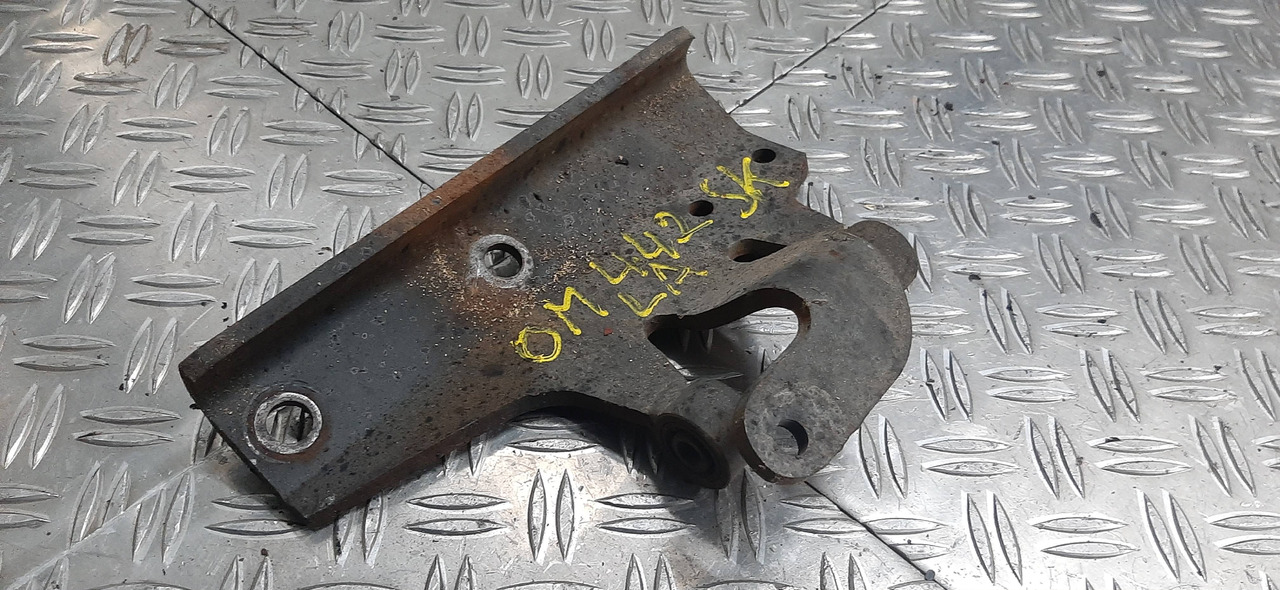 Gebrauchte Motorhalterung, DB 1735 SK, Typ OM 442 LA, Artikel - Nr. : 81.99999 - 9999 - Држач за мотор за Камион: слика 4 Gebrauchte Motorhalterung, DB 1735 SK, Typ OM 442 LA, Artikel - Nr. : 81.99999 - 9999 - Држач за мотор за Камион: слика 4