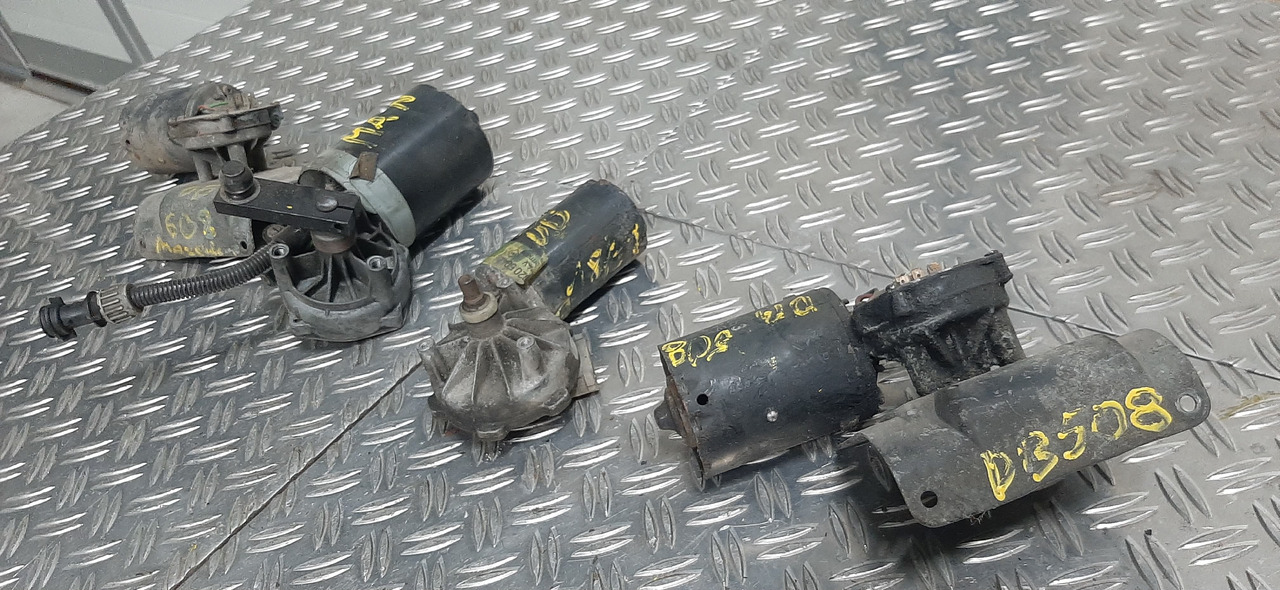 Gebrauchte Scheibenwischer - Motoren, MAN, DB, Artikel - Nr. : 81.99999 - 9999 - Бришач за Камион: слика 3 Gebrauchte Scheibenwischer - Motoren, MAN, DB, Artikel - Nr. : 81.99999 - 9999 - Бришач за Камион: слика 3