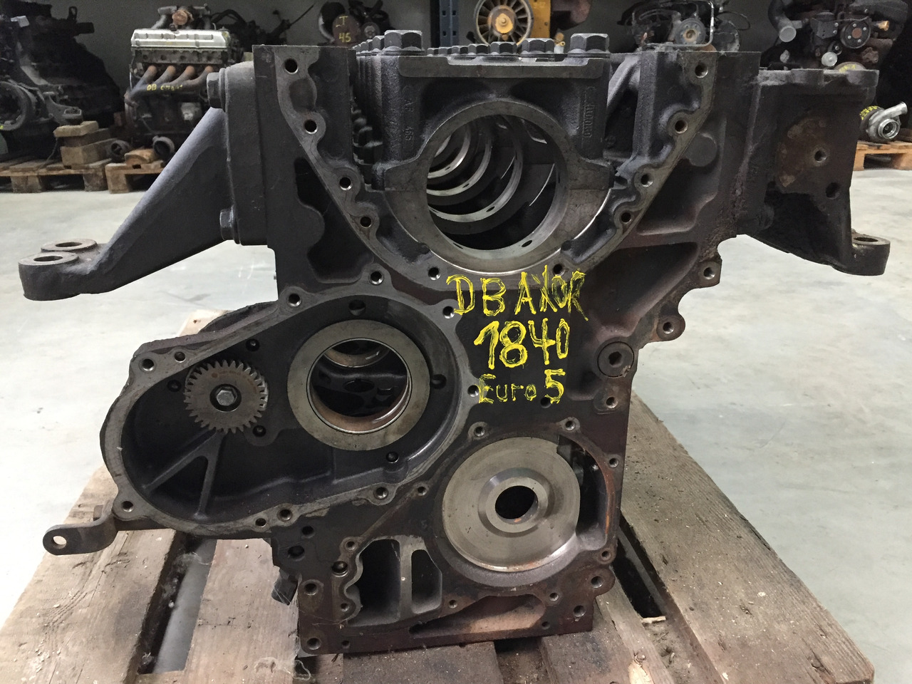 Gebrauchter Motorblock DB Axor 1840, OM 457 LA, Artikel - Nr.: A 460 010 15 08 - Блок на цилиндерот за Камион: слика 5 Gebrauchter Motorblock DB Axor 1840, OM 457 LA, Artikel - Nr.: A 460 010 15 08 - Блок на цилиндерот за Камион: слика 5