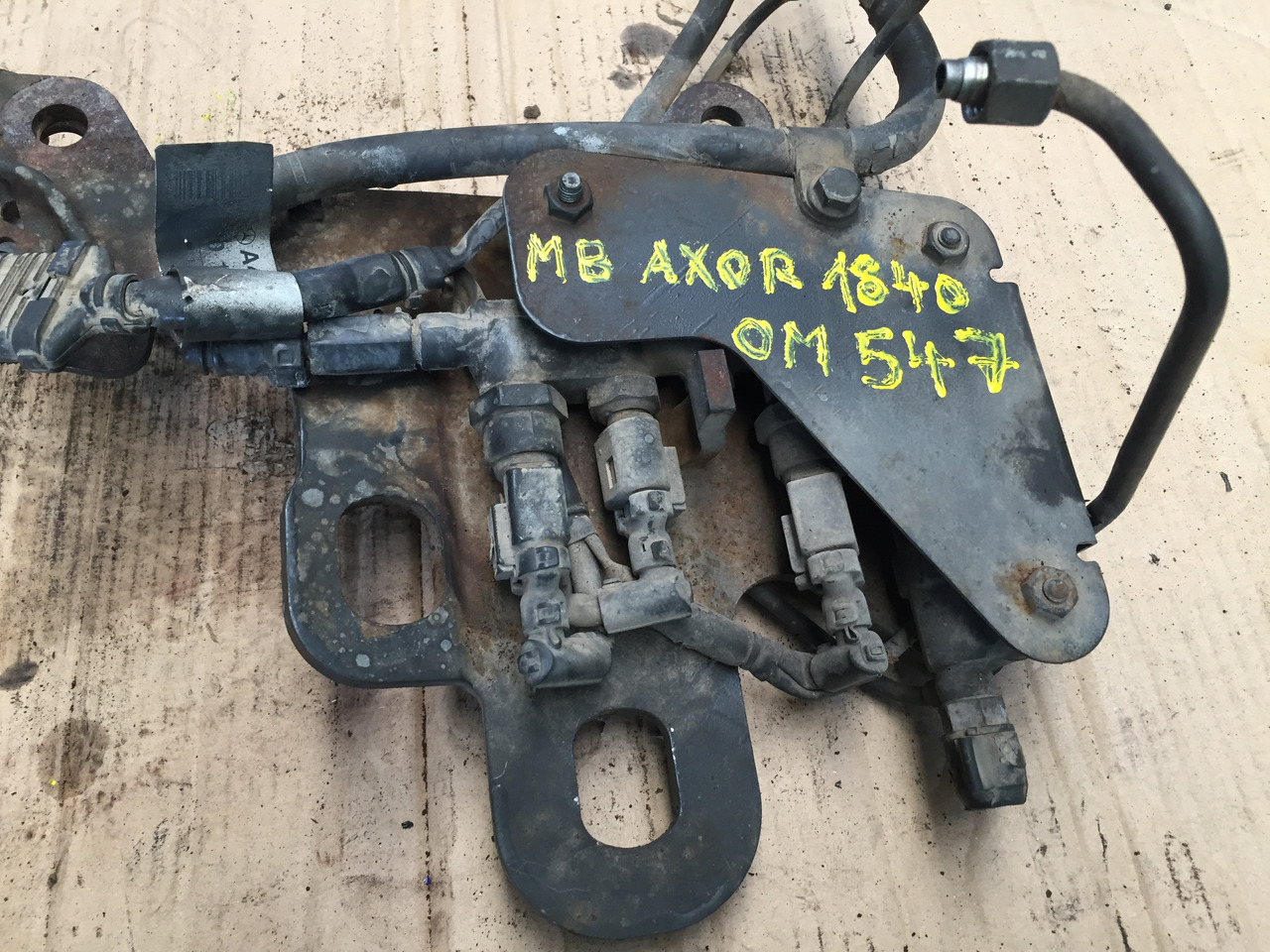 Gebrauchter Motorleitungssatz, MB Axor 1840, OM 457 LA, Artikel - Nr. : A 457 150 17 20 - Појас за кабел/ Жица за Камион: слика 1 Gebrauchter Motorleitungssatz, MB Axor 1840, OM 457 LA, Artikel - Nr. : A 457 150 17 20 - Појас за кабел/ Жица за Камион: слика 1