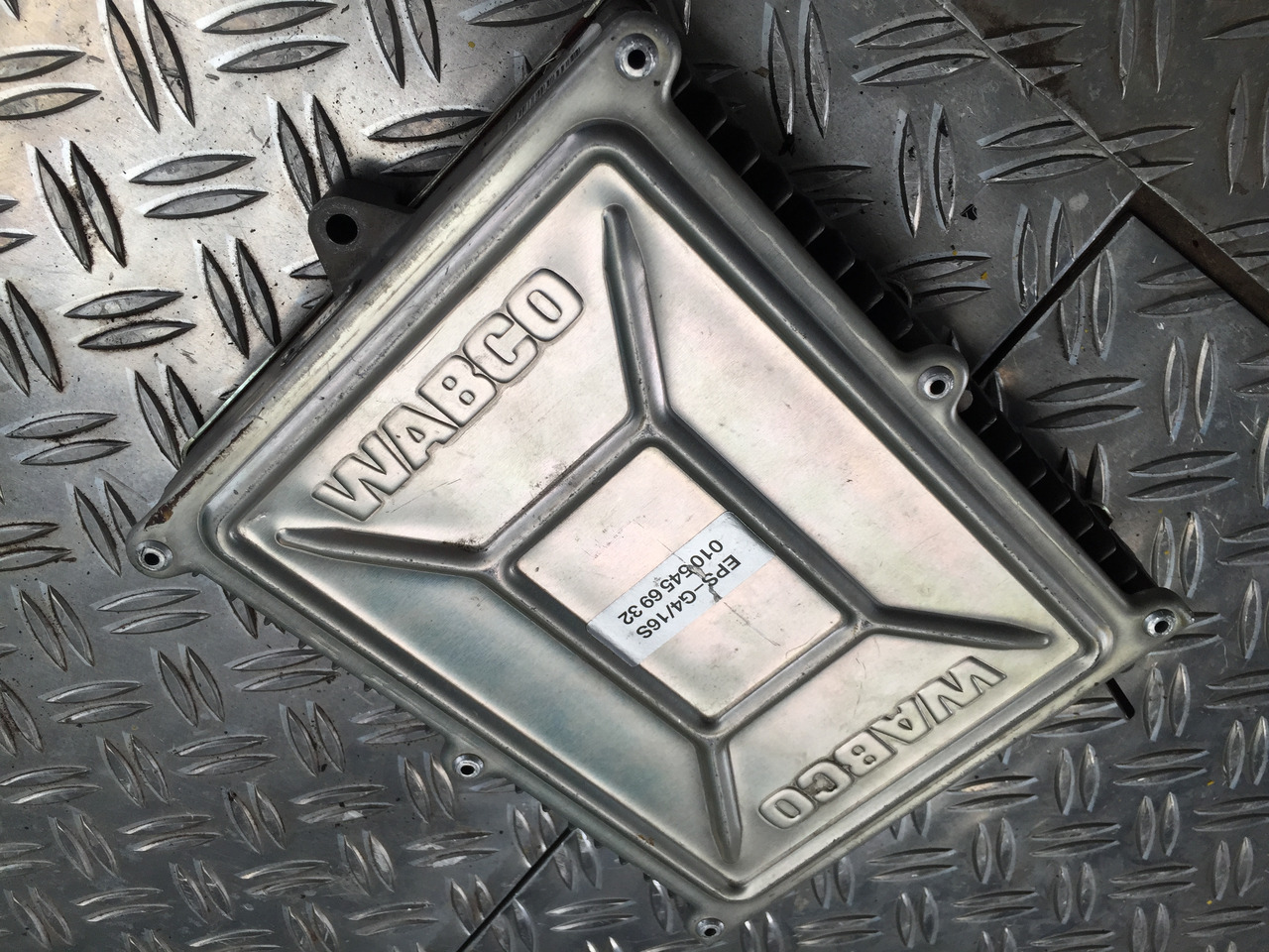 Gebrauchtes DB 1935 SK WABCO - Steuergerät, EBS 4S / 4 M, Artikel - Nr. : 446 100 0130 - Единица за контрола за Камион: слика 5 Gebrauchtes DB 1935 SK WABCO - Steuergerät, EBS 4S / 4 M, Artikel - Nr. : 446 100 0130 - Единица за контрола за Камион: слика 5