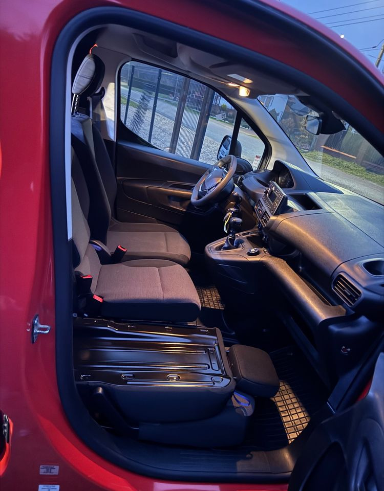 Товарно комбе Peugeot Partner 4x4 / Dangel / Vat1/ Aso 100%/ fv23%/ Ford /Opel/Mercedes: слика 14