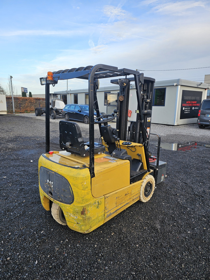 CATERPILLAR EP15 KRT - Електричен вилушкар: слика 4 CATERPILLAR EP15 KRT - Електричен вилушкар: слика 4