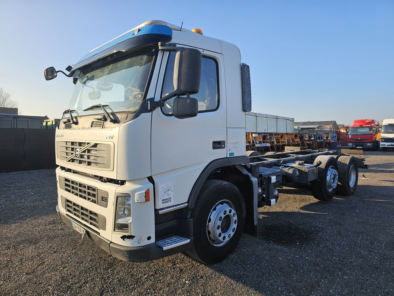 VOLVO FM400 - Камион со кабинска шасија: слика 1 VOLVO FM400 - Камион со кабинска шасија: слика 1