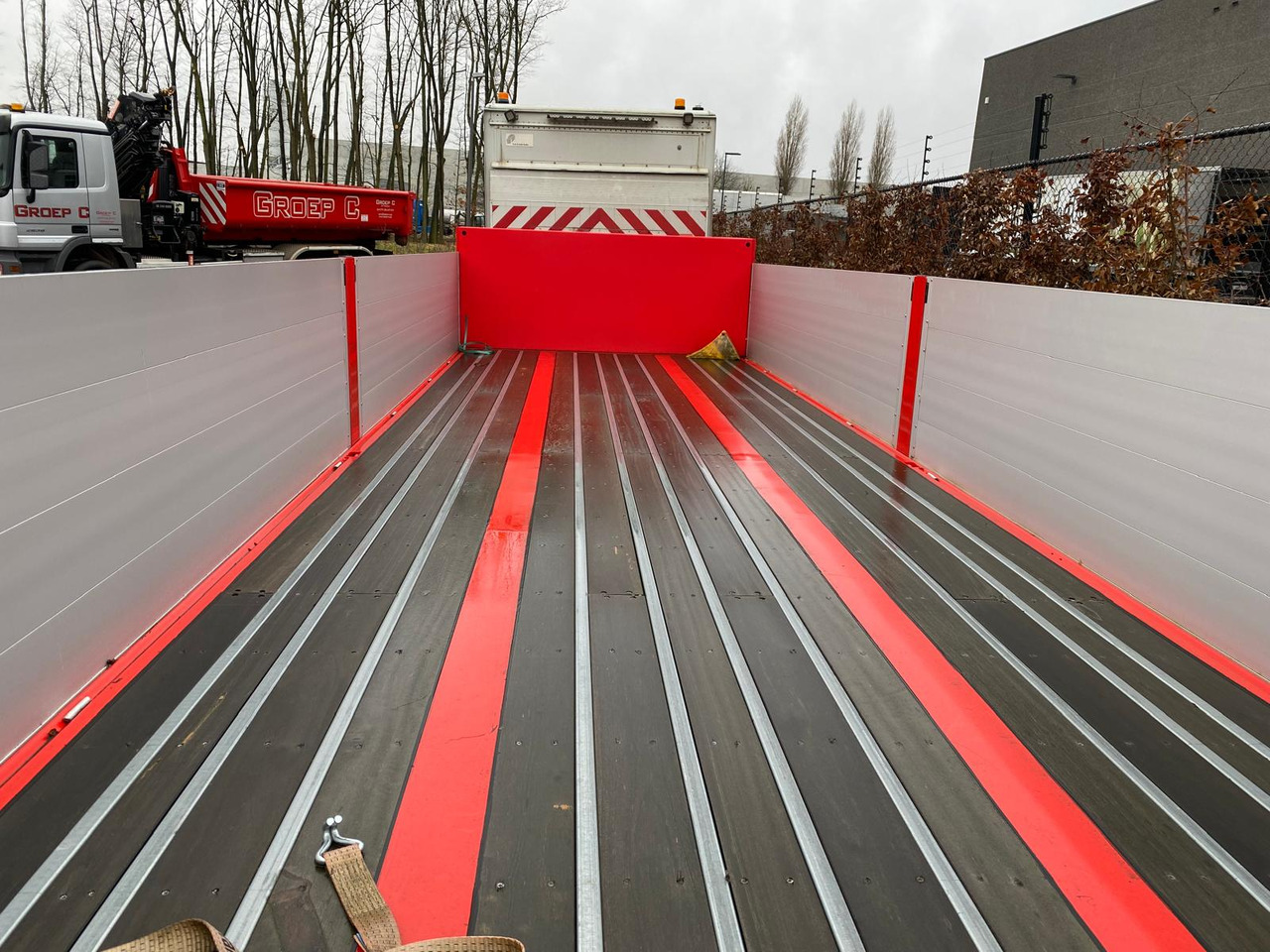 A&D - Приколка за низок утовар: слика 2 A&D - Приколка за низок утовар: слика 2