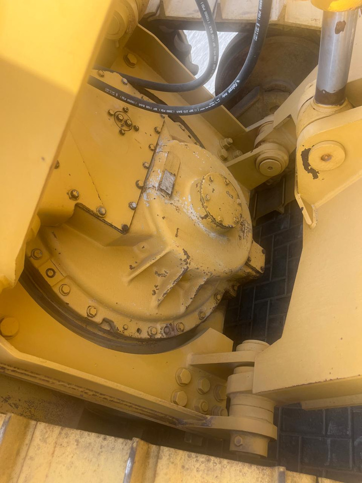CATERPILLAR D6Rxl - Булдожер: слика 2 CATERPILLAR D6Rxl - Булдожер: слика 2