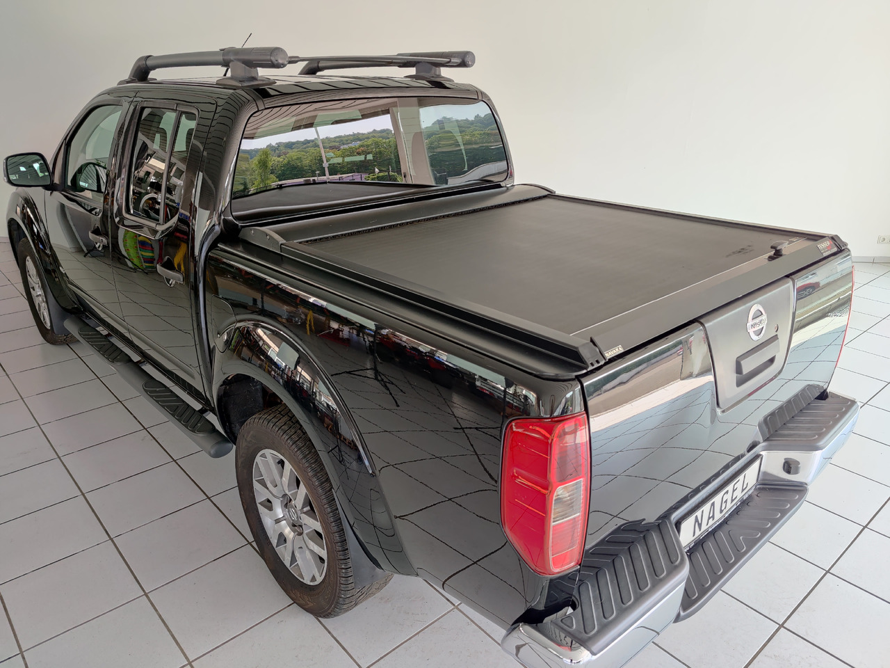 Nissan Navara Pickup (D40M)(05.2005->) Double Cab LE V6 4X4 Navi Kam Leder SHZ AHK - Пикап: слика 5 Nissan Navara Pickup (D40M)(05.2005->) Double Cab LE V6 4X4 Navi Kam Leder SHZ AHK - Пикап: слика 5