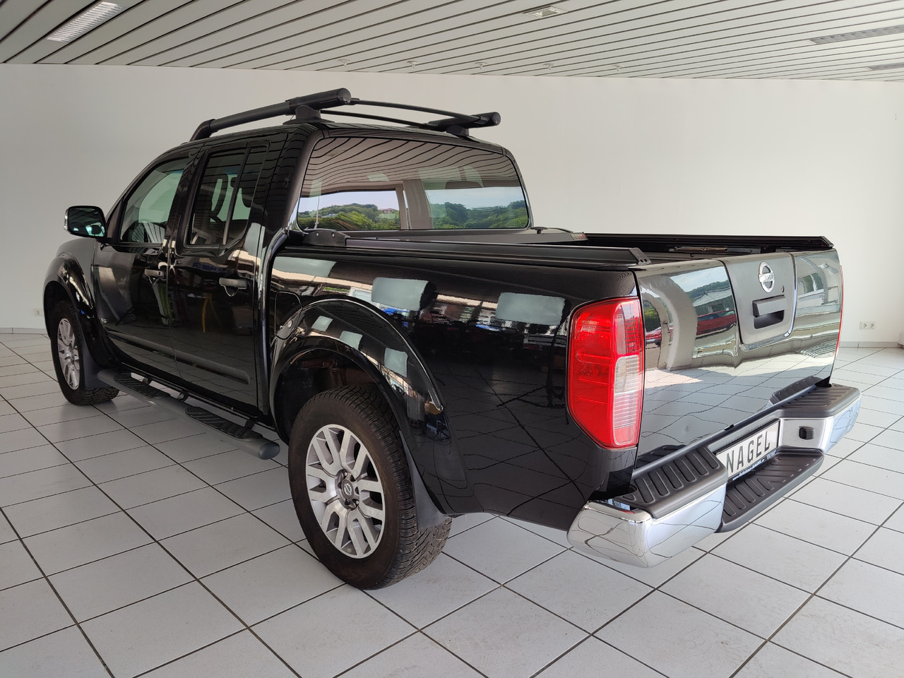 Nissan Navara Pickup (D40M)(05.2005->) Double Cab LE V6 4X4 Navi Kam Leder SHZ AHK - Пикап: слика 4 Nissan Navara Pickup (D40M)(05.2005->) Double Cab LE V6 4X4 Navi Kam Leder SHZ AHK - Пикап: слика 4