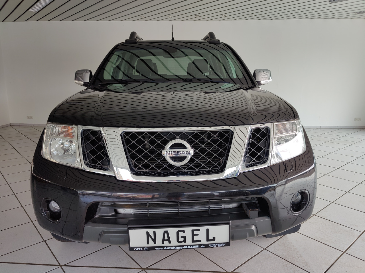 Nissan Navara Pickup (D40M)(05.2005->) Double Cab LE V6 4X4 Navi Kam Leder SHZ AHK - Пикап: слика 3 Nissan Navara Pickup (D40M)(05.2005->) Double Cab LE V6 4X4 Navi Kam Leder SHZ AHK - Пикап: слика 3
