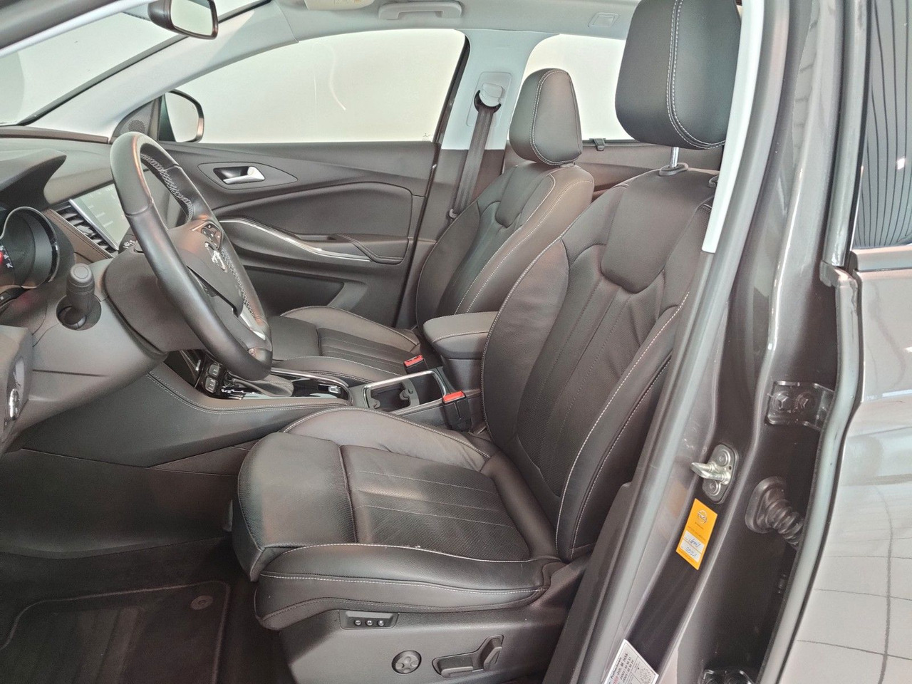 SUV Opel Grandland X 1,2 Business Inno. Navi Leder PDC DAB LED: слика 10